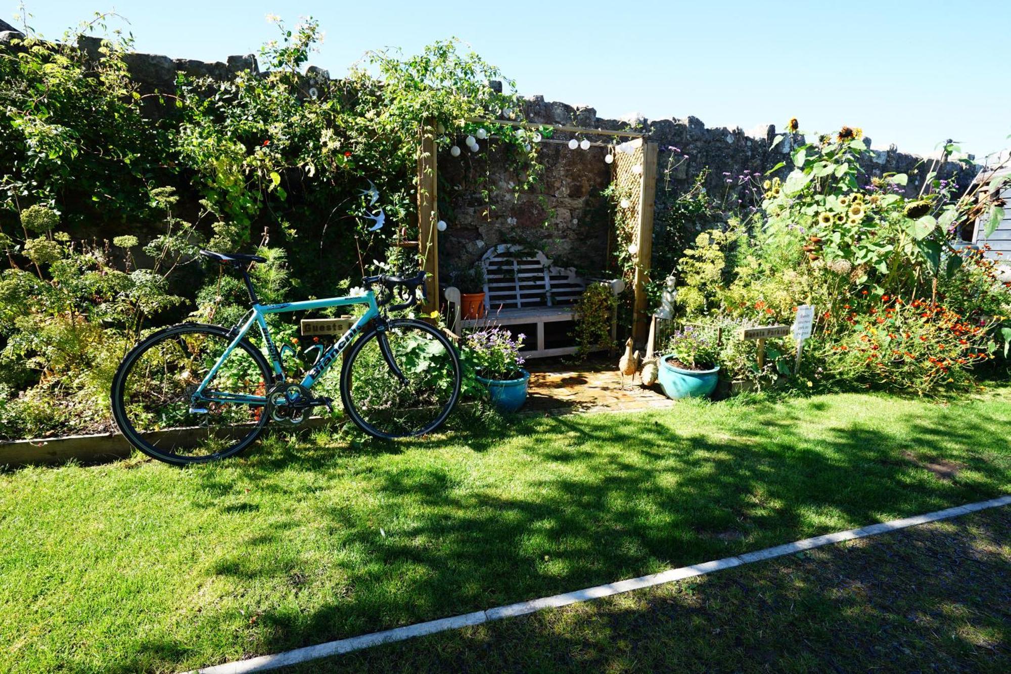 Bed and Breakfast Norham Bike Yard Exteriér fotografie